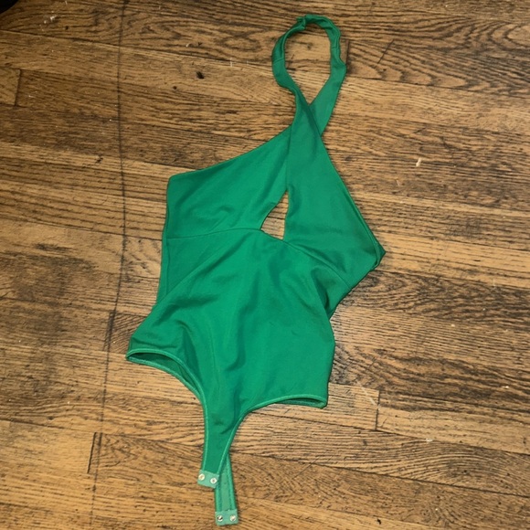 NBD emerald green wrap neck bodysuit - Picture 2 of 6